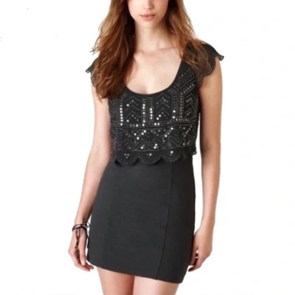 American Eagle Charcoal Gray and Silver Beaded / Sequins Mini Dress Size S